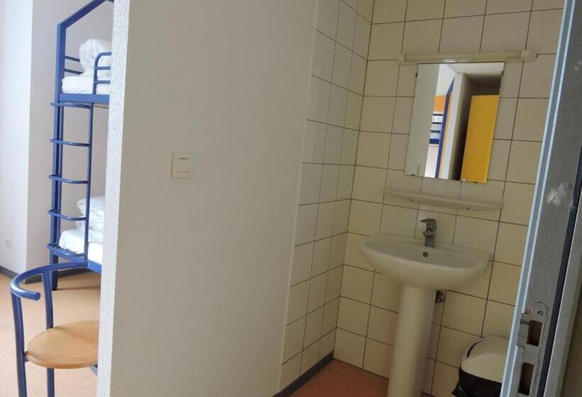 ユースホステル Auberge De Jeunesse De Mulhouse