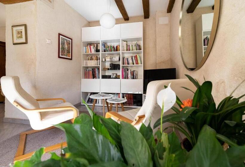 Bed and Breakfast Clos Des Moulins