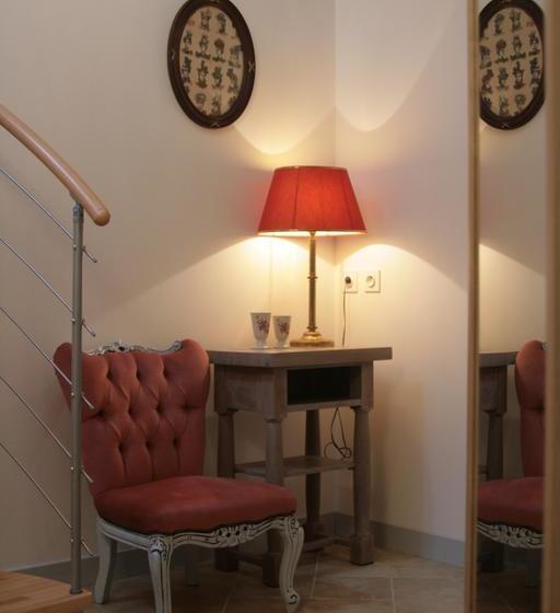 مبيت وإفطار Domaine Des Douves