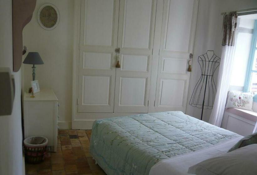 مبيت وإفطار L Arbre D Ange