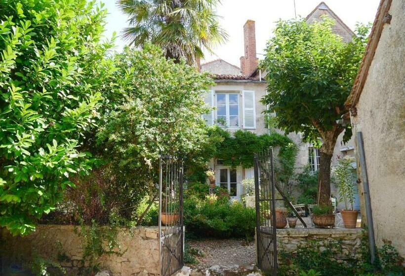 مبيت وإفطار L Arbre D Ange