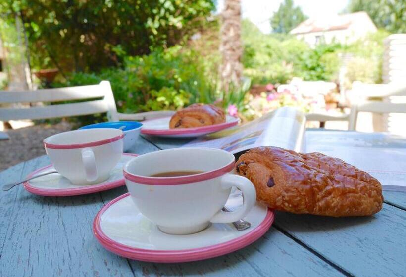 مبيت وإفطار L Arbre D Ange