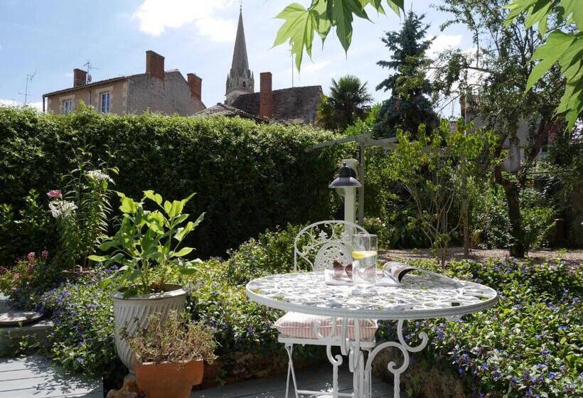 مبيت وإفطار L Arbre D Ange