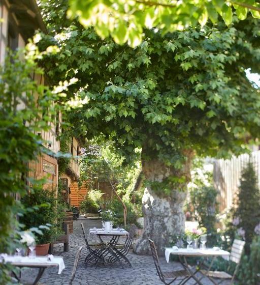 مبيت وإفطار L Ours