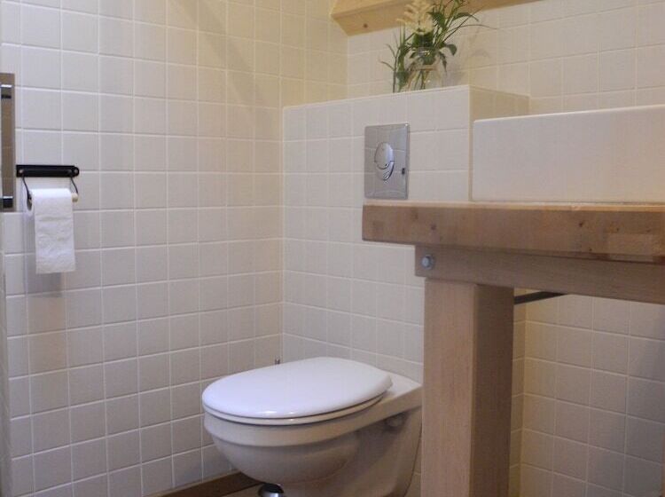 مبيت وإفطار L Ours