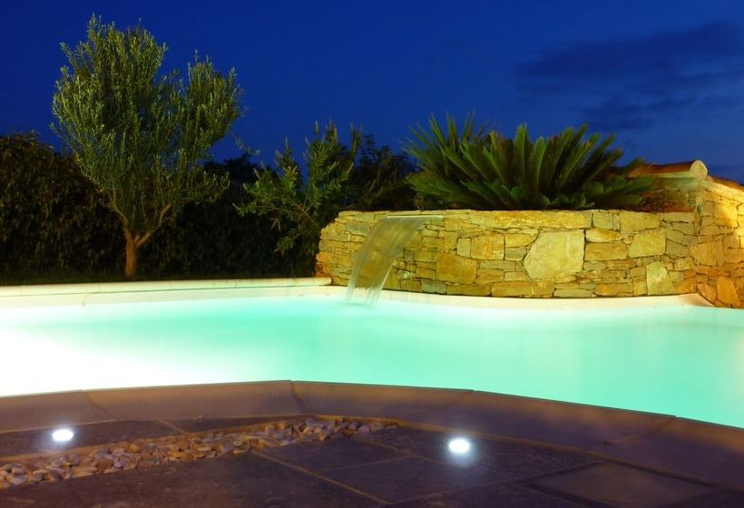 Bed and Breakfast La Cigale Sous L Olivier