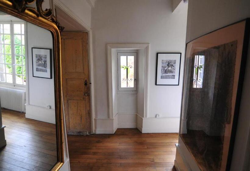 Bed and Breakfast La Demeure Du Lac De Fugeres