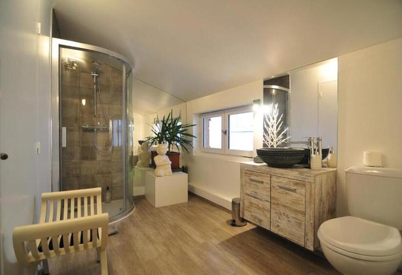 Bed and Breakfast La Demeure Du Lac De Fugeres