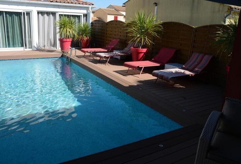 تختخواب و صبحانه La Villa Léa