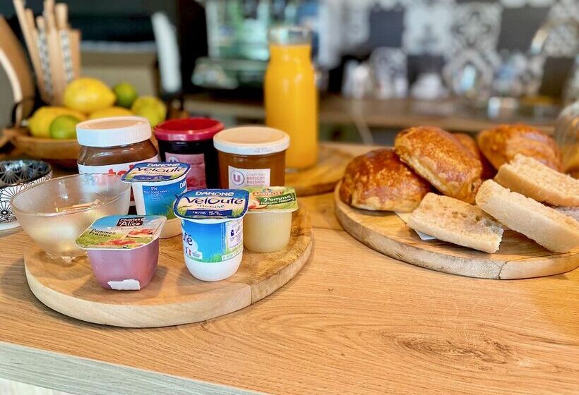 ベッドアンドブレックファースト La Villa Tosca