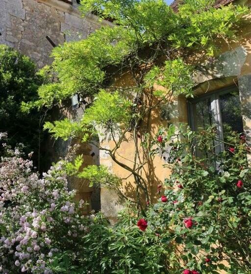 مبيت وإفطار Le Bourgis