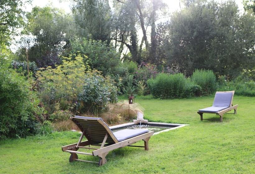 مبيت وإفطار Le Bourgis