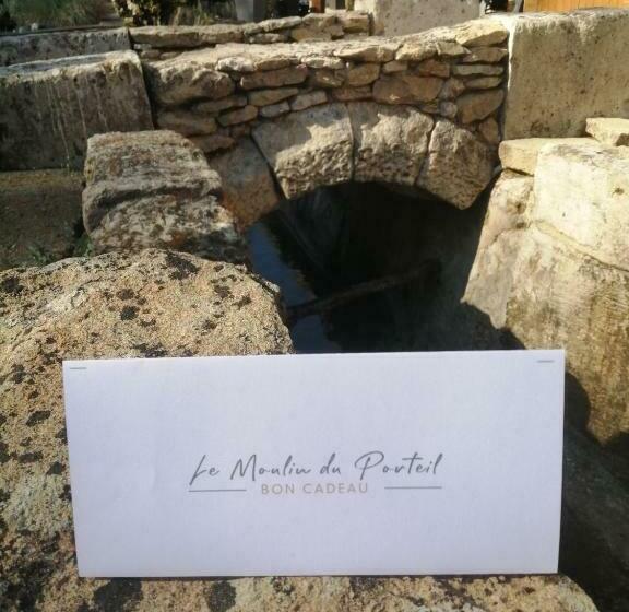 مبيت وإفطار Le Moulin Du Porteil