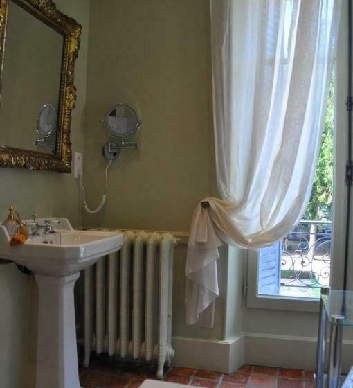 مبيت وإفطار Particulier La Gobine