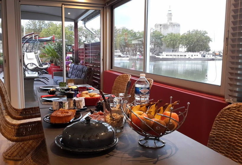 مبيت وإفطار Péniche Tic Et Tac