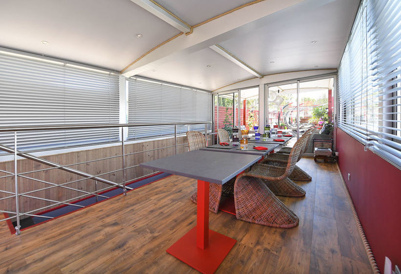 مبيت وإفطار Péniche Tic Et Tac