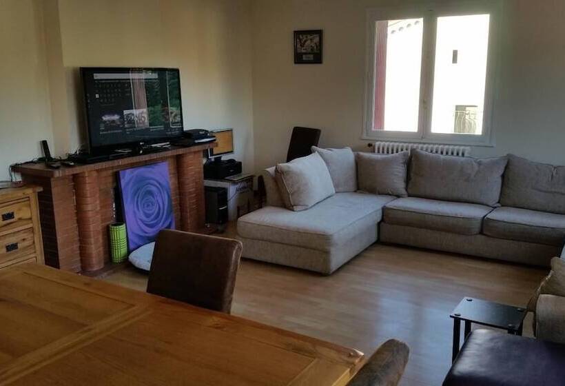 민박 Quillan La Vue Chambres D Hôtes