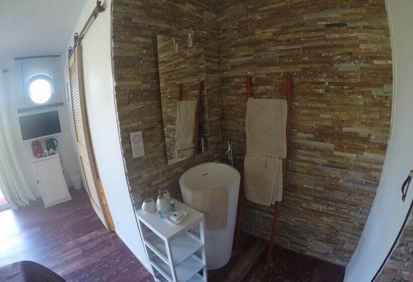 تختخواب و صبحانه Villa Bora Bora