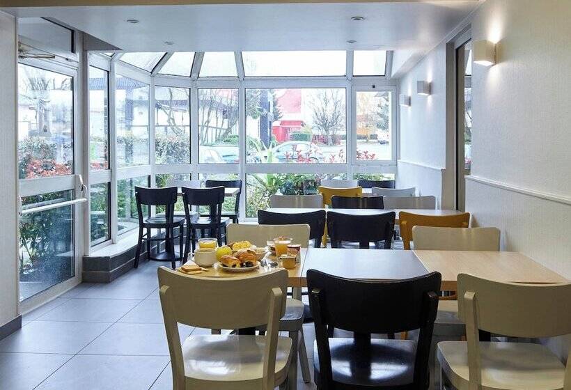 B&b Hotel La Queue En Brie