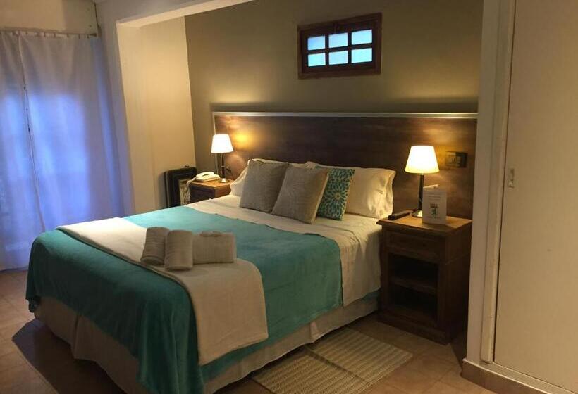 ホテル Berlin Pinamar