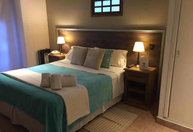 ホテル Berlin Pinamar