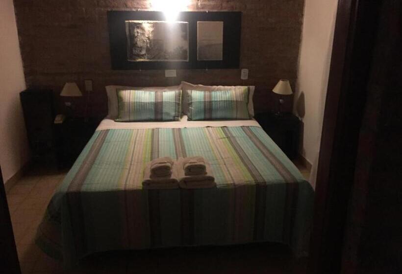 ホテル Berlin Pinamar