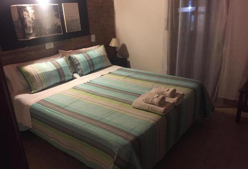 ホテル Berlin Pinamar