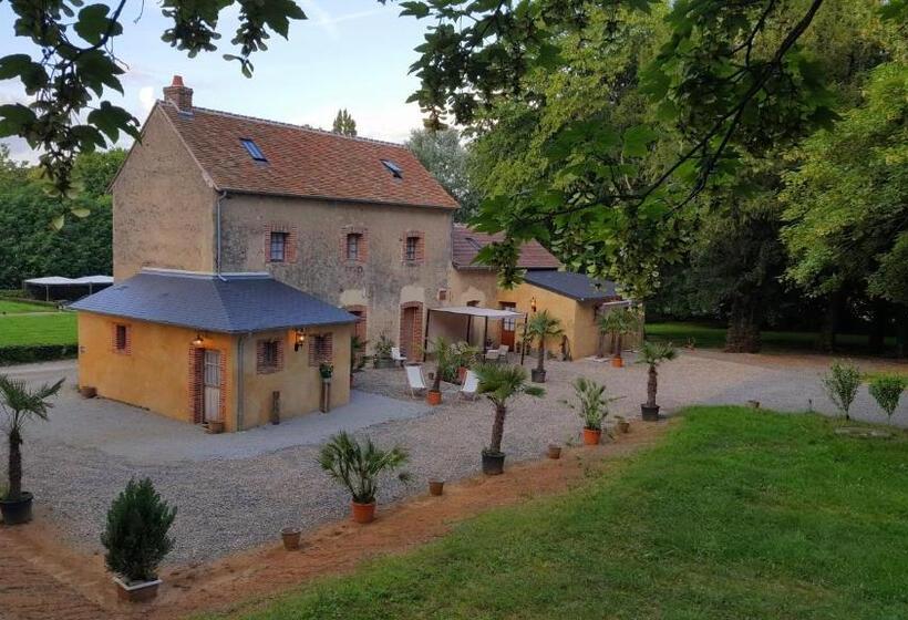 호텔 Des 4 Continents Le Mans