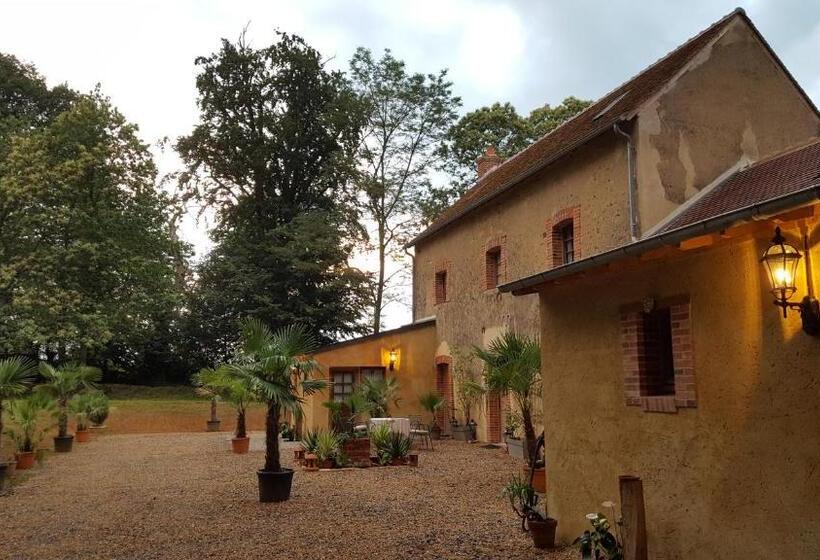 호텔 Des 4 Continents Le Mans