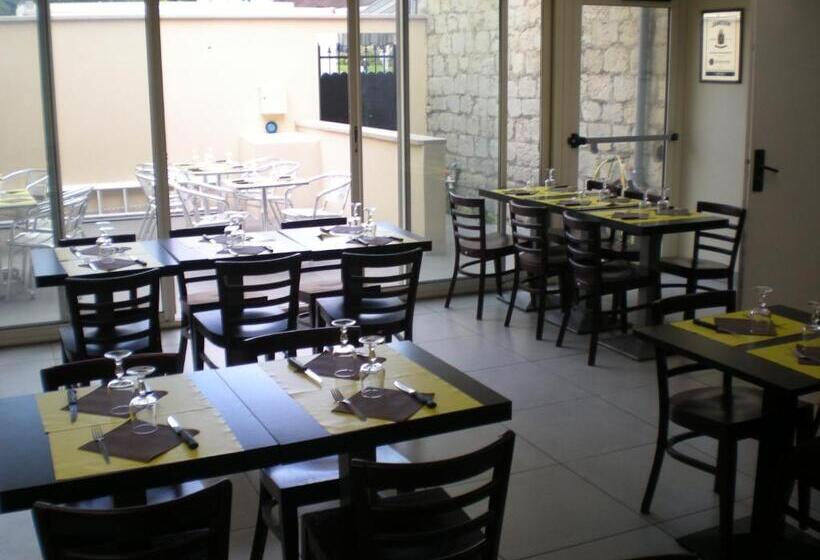 בית מלון כפרי Dg