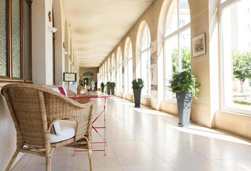 Отель Hostellerie Bon Pasteur