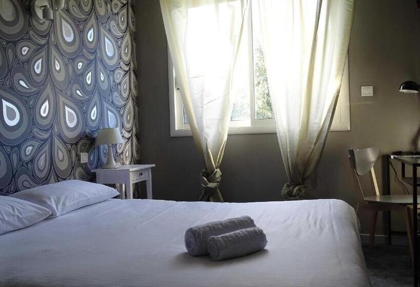 فندق Hôtel Restaurant Logis Coté Lac