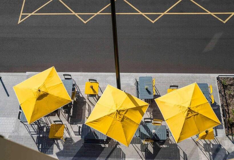 בית מלון כפרי Ibis Styles Guyancourt Versailles