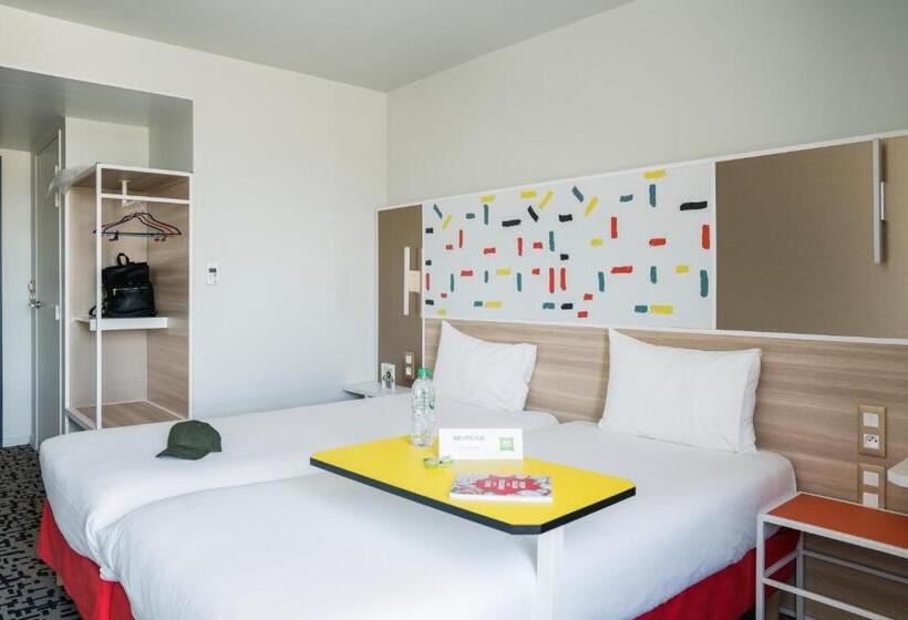 בית מלון כפרי Ibis Styles Guyancourt Versailles