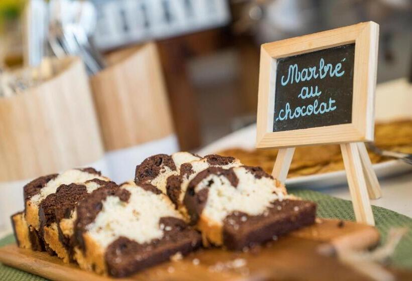 בית מלון כפרי Ibis Styles Guyancourt Versailles