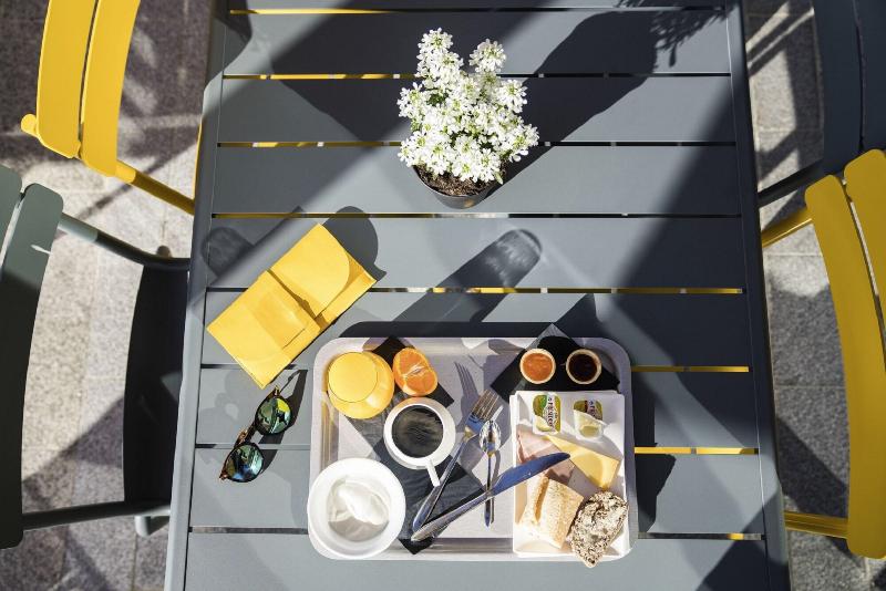 בית מלון כפרי Ibis Styles Guyancourt Versailles