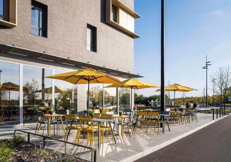 בית מלון כפרי Ibis Styles Guyancourt Versailles