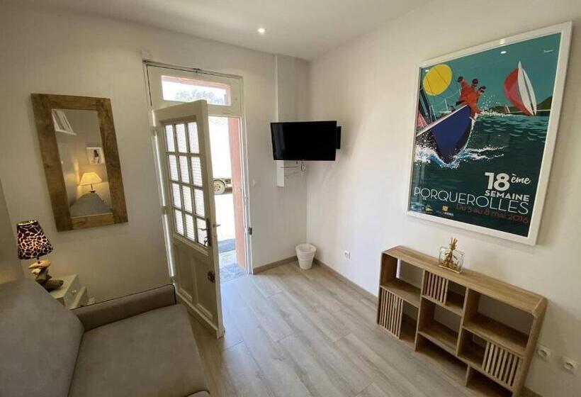 Отель L Arche De Porquerolles