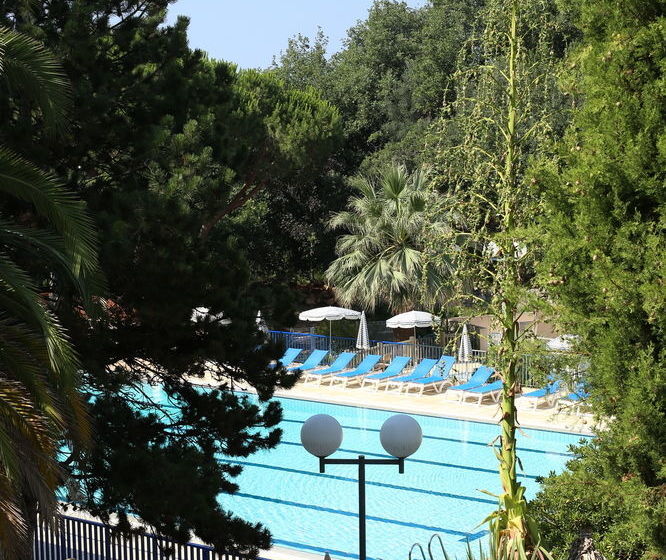 Отель La Tournerie