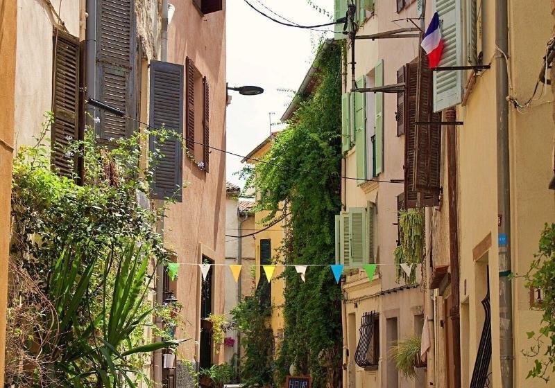 בית מלון כפרי Le Collier