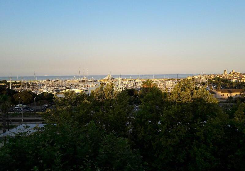 בית מלון כפרי Le Collier