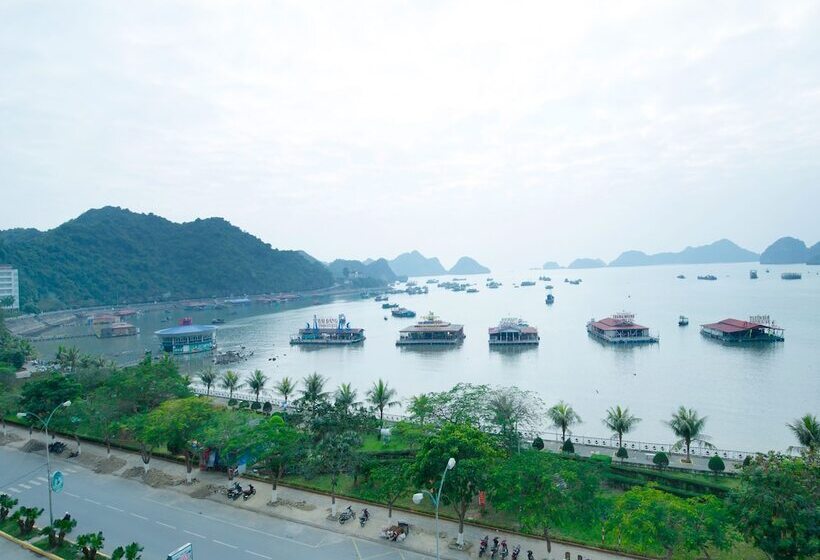 هتل Phu Thanh Sea View