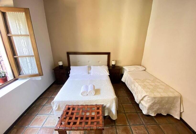 酒店 Plaza Cafayate