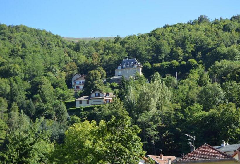 ホテル Restaurant Le Bellevue