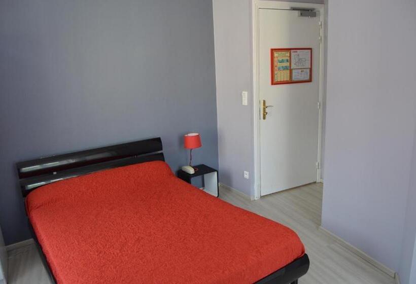 ホテル Restaurant Le Bellevue