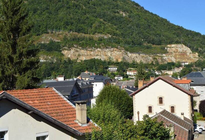 ホテル Restaurant Le Bellevue