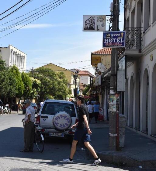 酒店 Shkodra L
