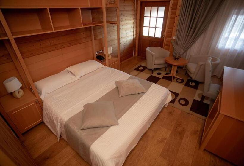 호텔 Shpija E Gjyshit