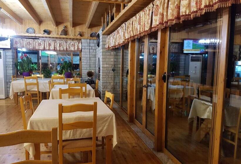 호텔 Shpija E Gjyshit