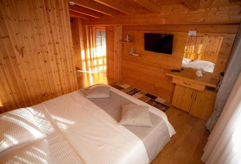 호텔 Shpija E Gjyshit